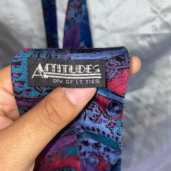 Tie - Picture 2 of 2